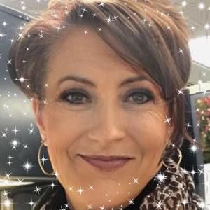 Meet your Posher, Lisa